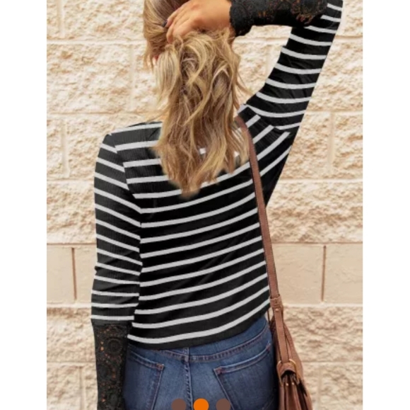 New boutique striped lace top - Picture 4 of 10